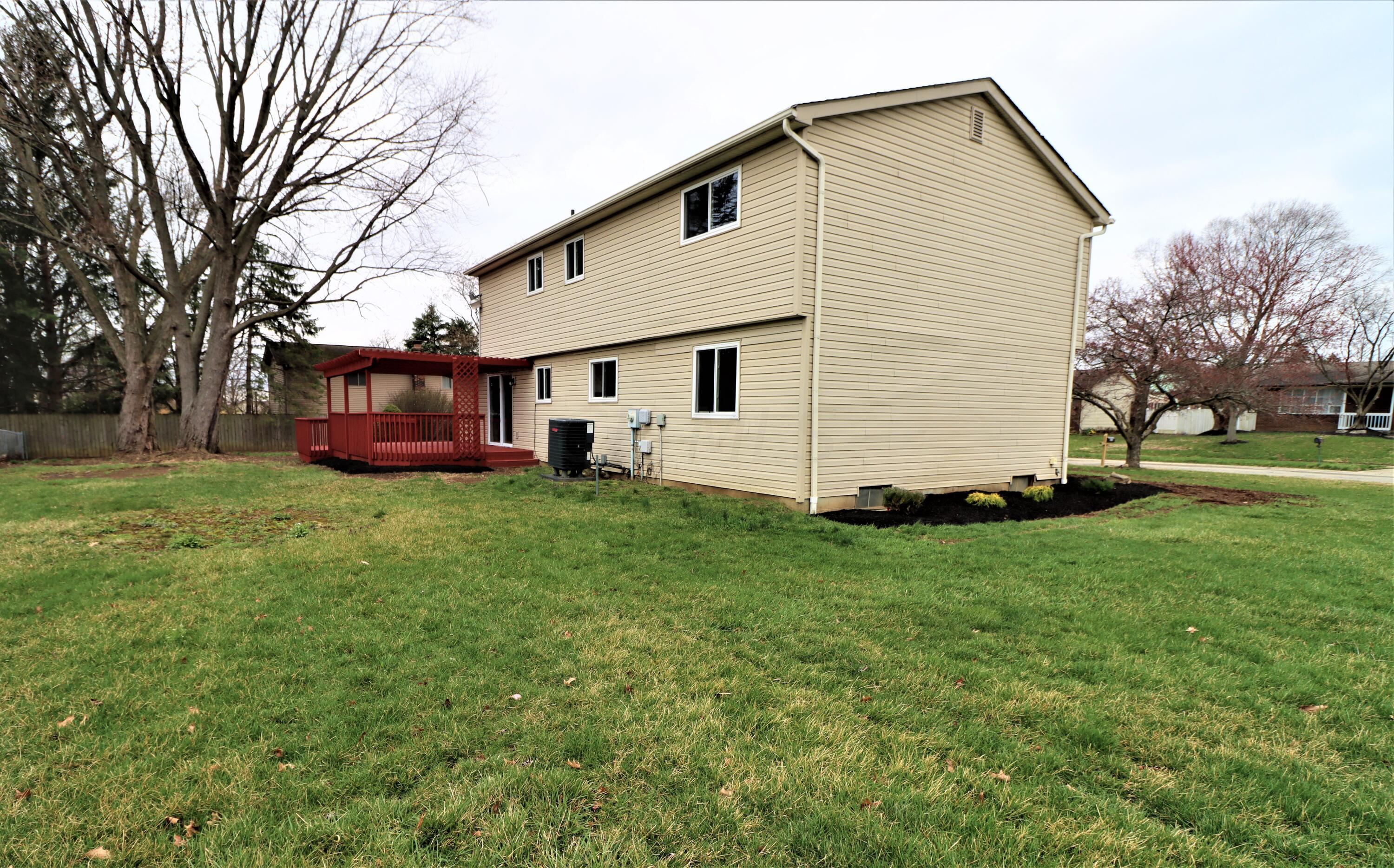 823 Ronson Avenue Gahanna, OH 43230 - Photo 35 of 37 Back of Home