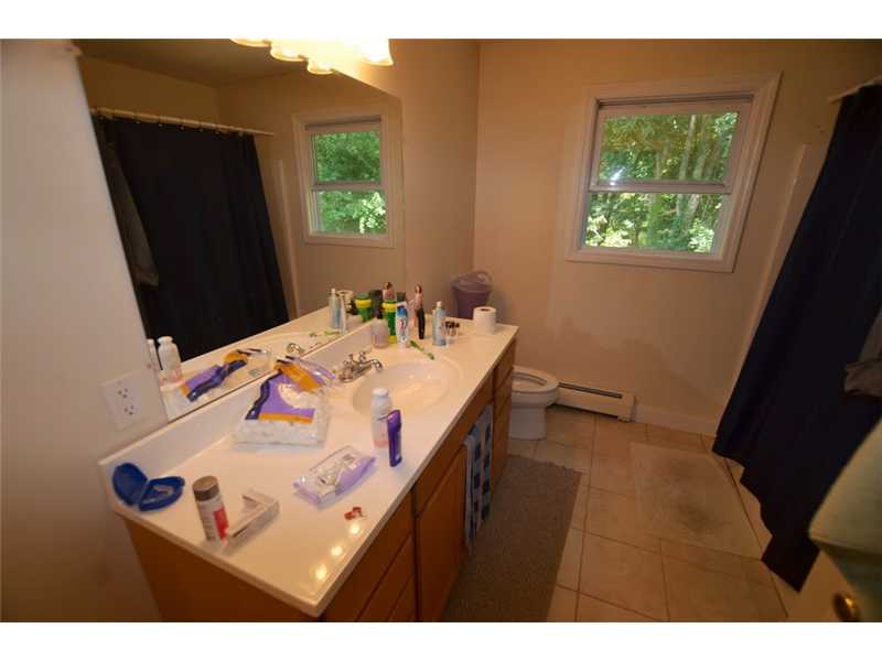 65 North Road Hopkinton, RI 02833 - Photo 15 of 24 Bathroom.