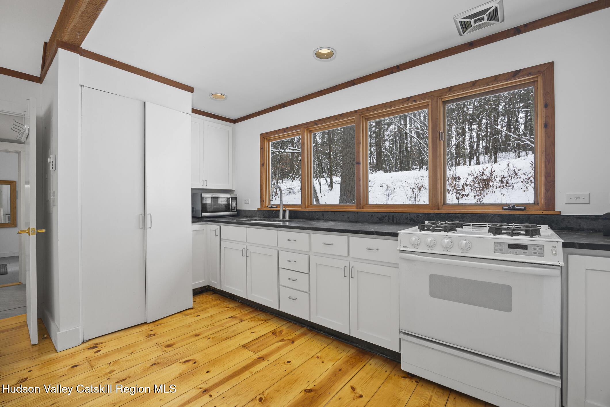 267 Reed Road Chatham, NY 12037 - Photo 11 of 29 11 Kit 4