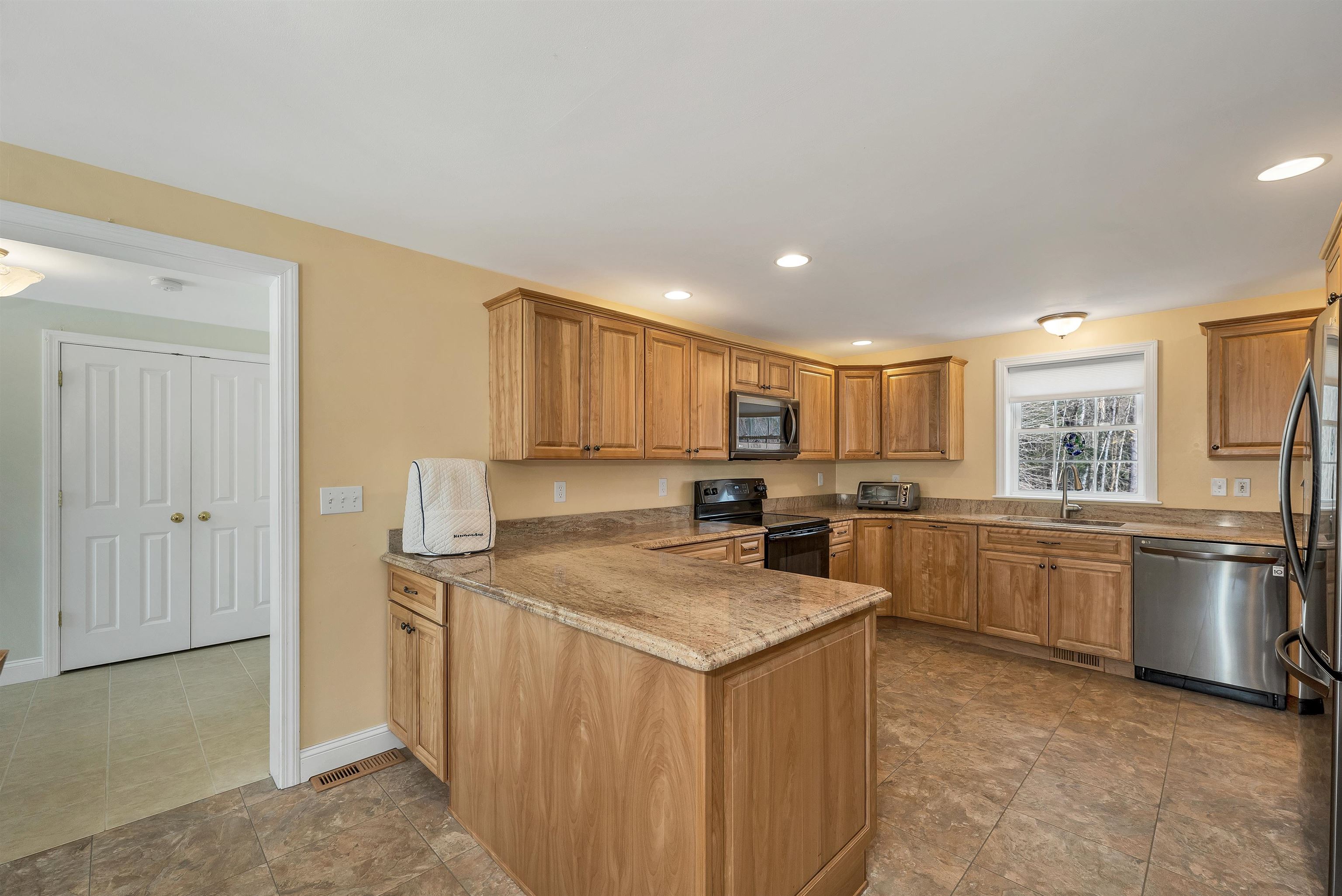 22 Duckworth Road Hebron, NH 03241 - Photo 16 of 60