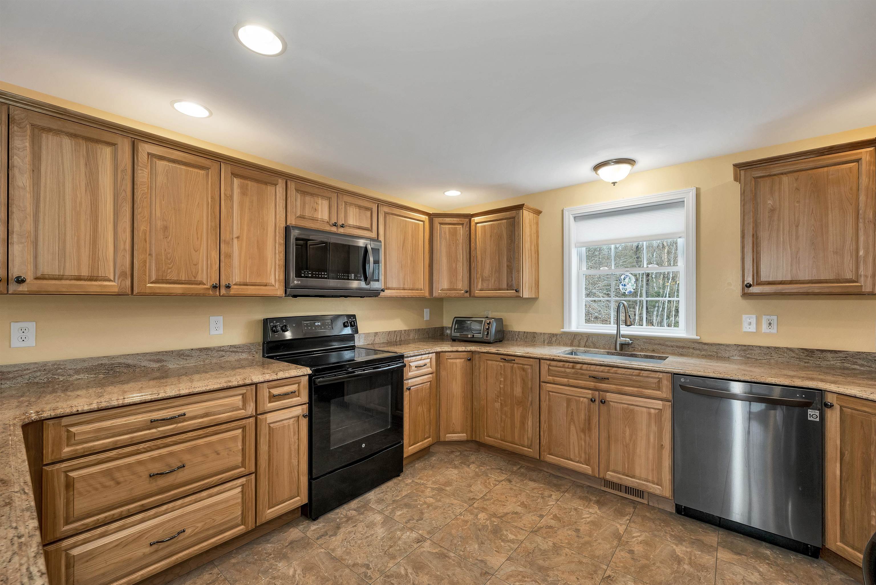 22 Duckworth Road Hebron, NH 03241 - Photo 20 of 60