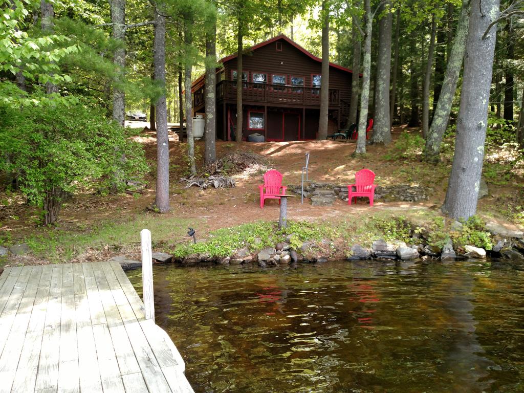 22 Cove Road Nottingham, NH 03290 - Photo 1 of 12
