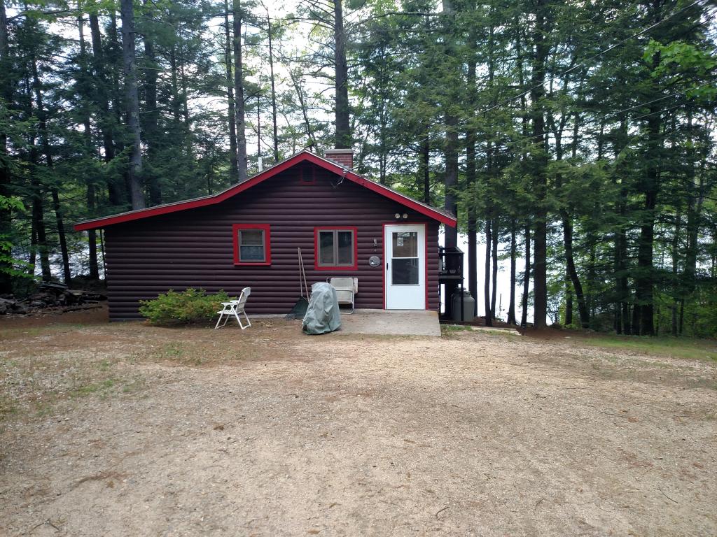 22 Cove Road Nottingham, NH 03290 - Photo 3 of 12