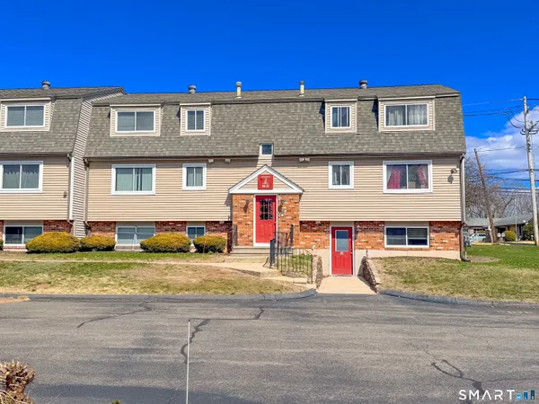 $155,000 | 17 Evergreene Road, Unit 17, Wallingford, CT 06492