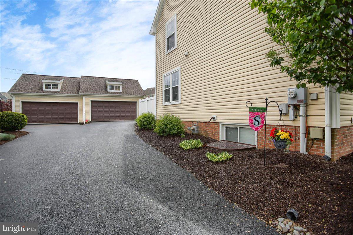 716 Wallingford Road Lititz, PA 17543 - Photo 5 of 38 Detached 2 Car Garage