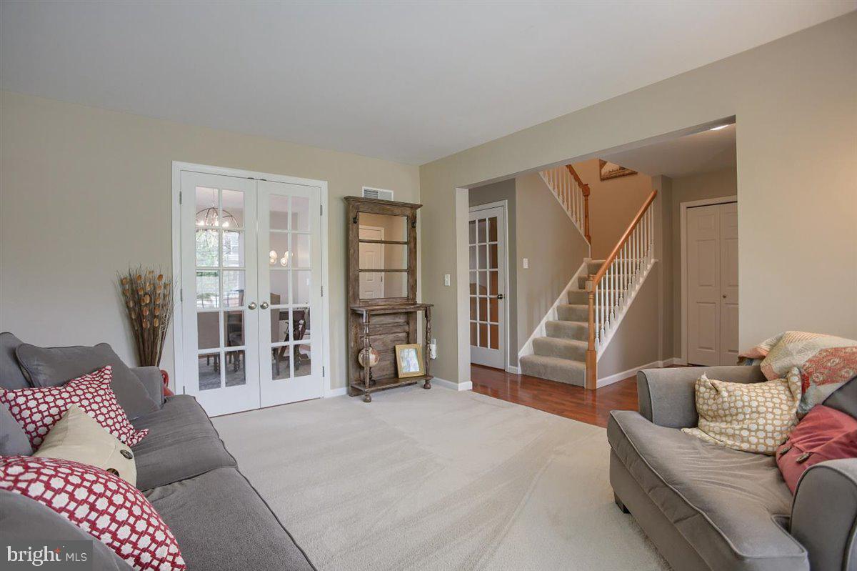 716 Wallingford Road Lititz, PA 17543 - Photo 9 of 38 Formal Living Room