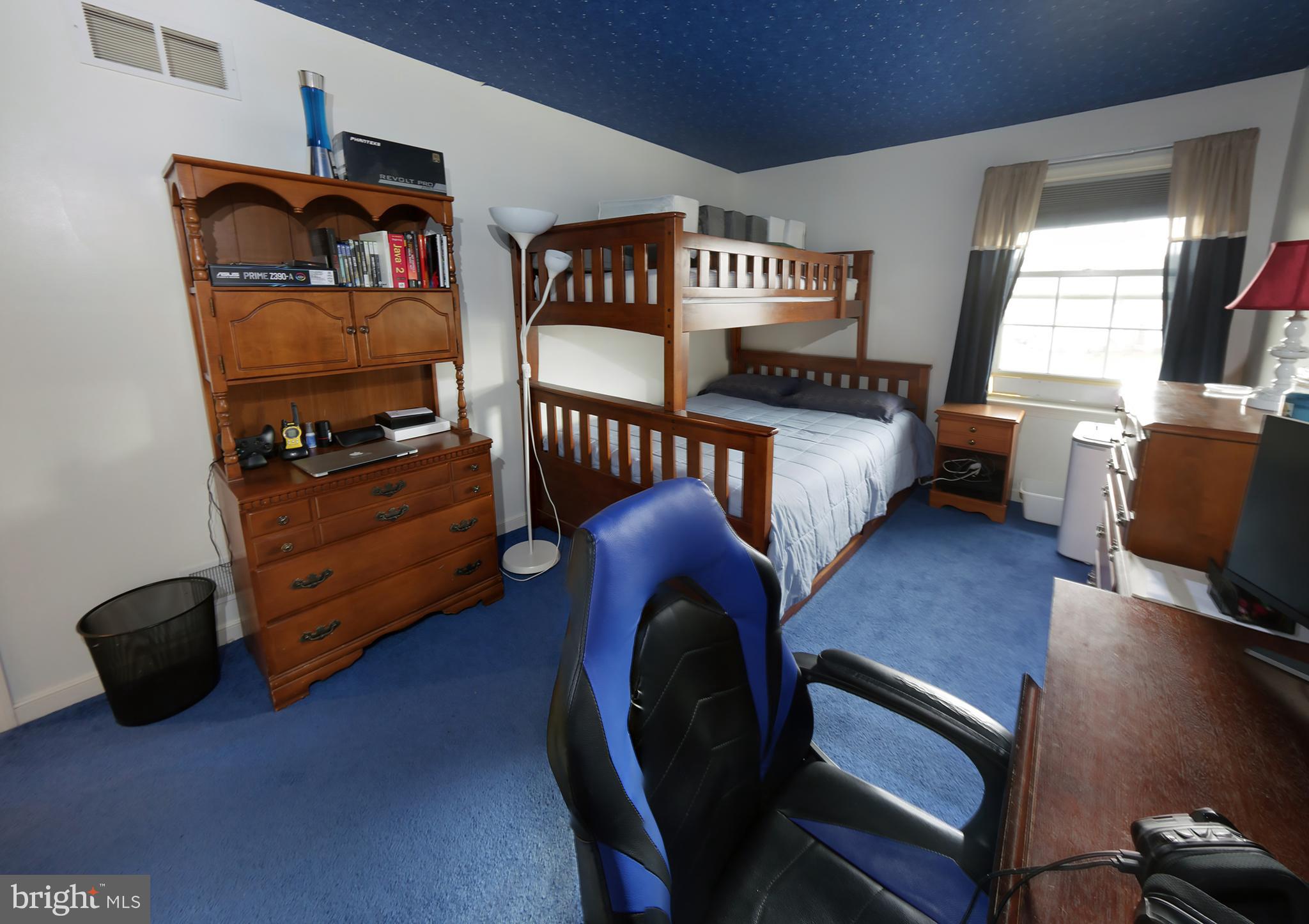 432 North Oak Street Lititz, PA 17543 - Photo 16 of 27 Bedroom