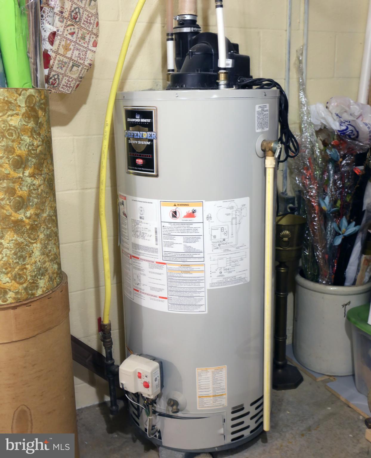 432 North Oak Street Lititz, PA 17543 - Photo 24 of 27 Gas water heater