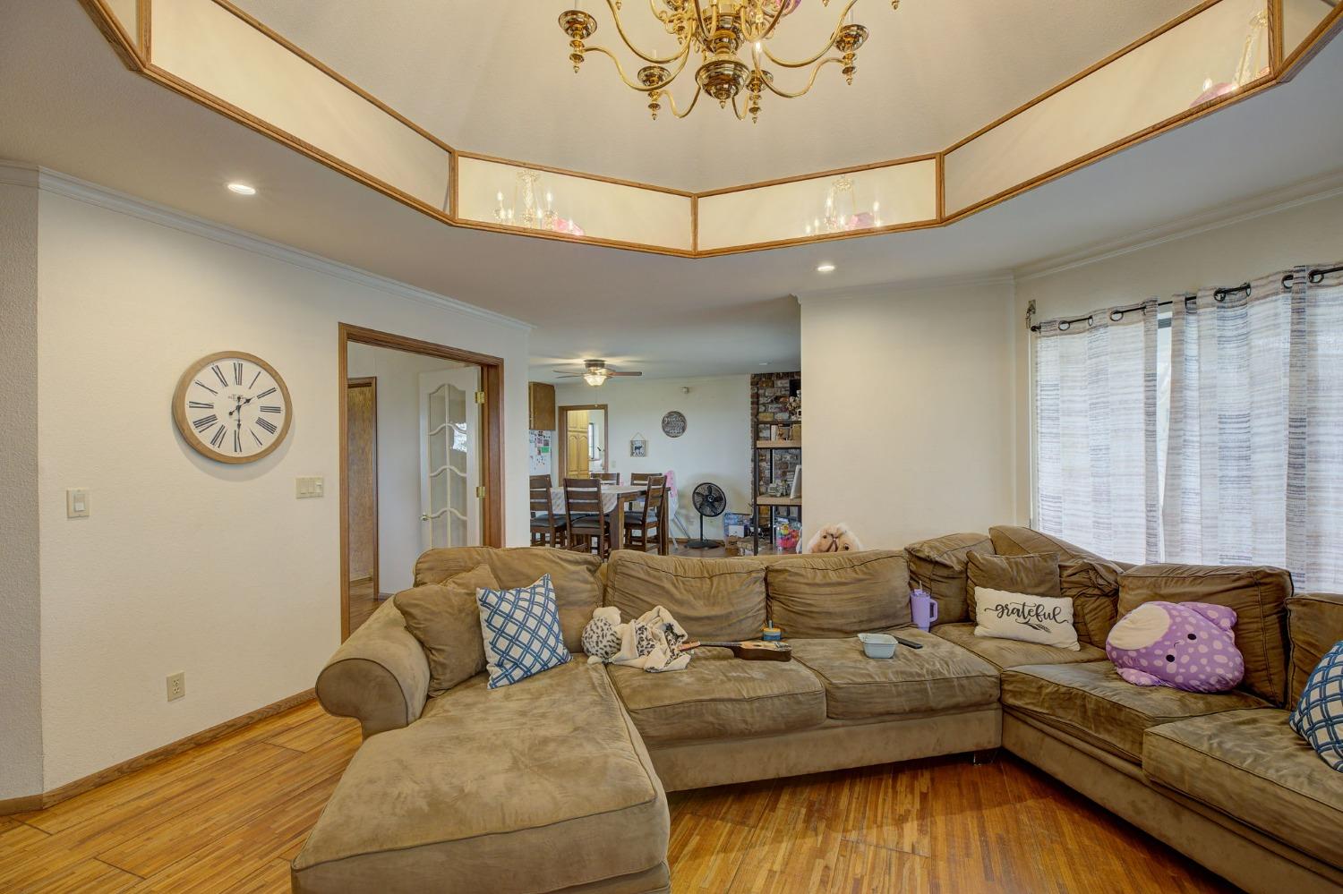 1095 Cold Springs Road Placerville, CA 95667 - Photo 21 of 55 a living room with furniture and a table
