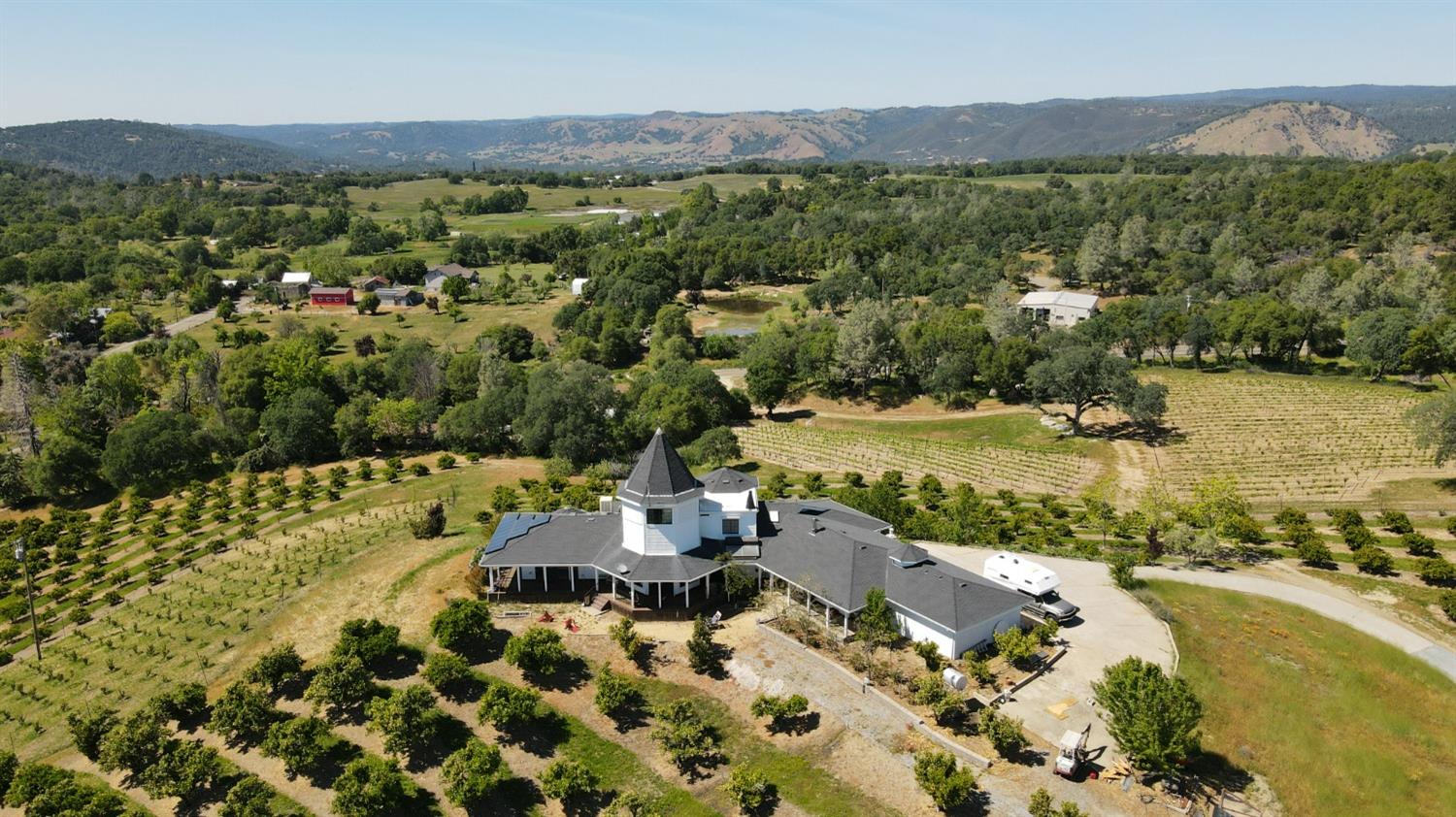 1095 Cold Springs Road Placerville, CA 95667 - Photo 52 of 55 a view of a city with lake view