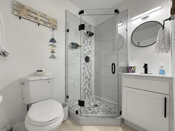 $2,250 | 1021 Flame Vine Avenue, Unit 203, Delray Beach, FL 33445