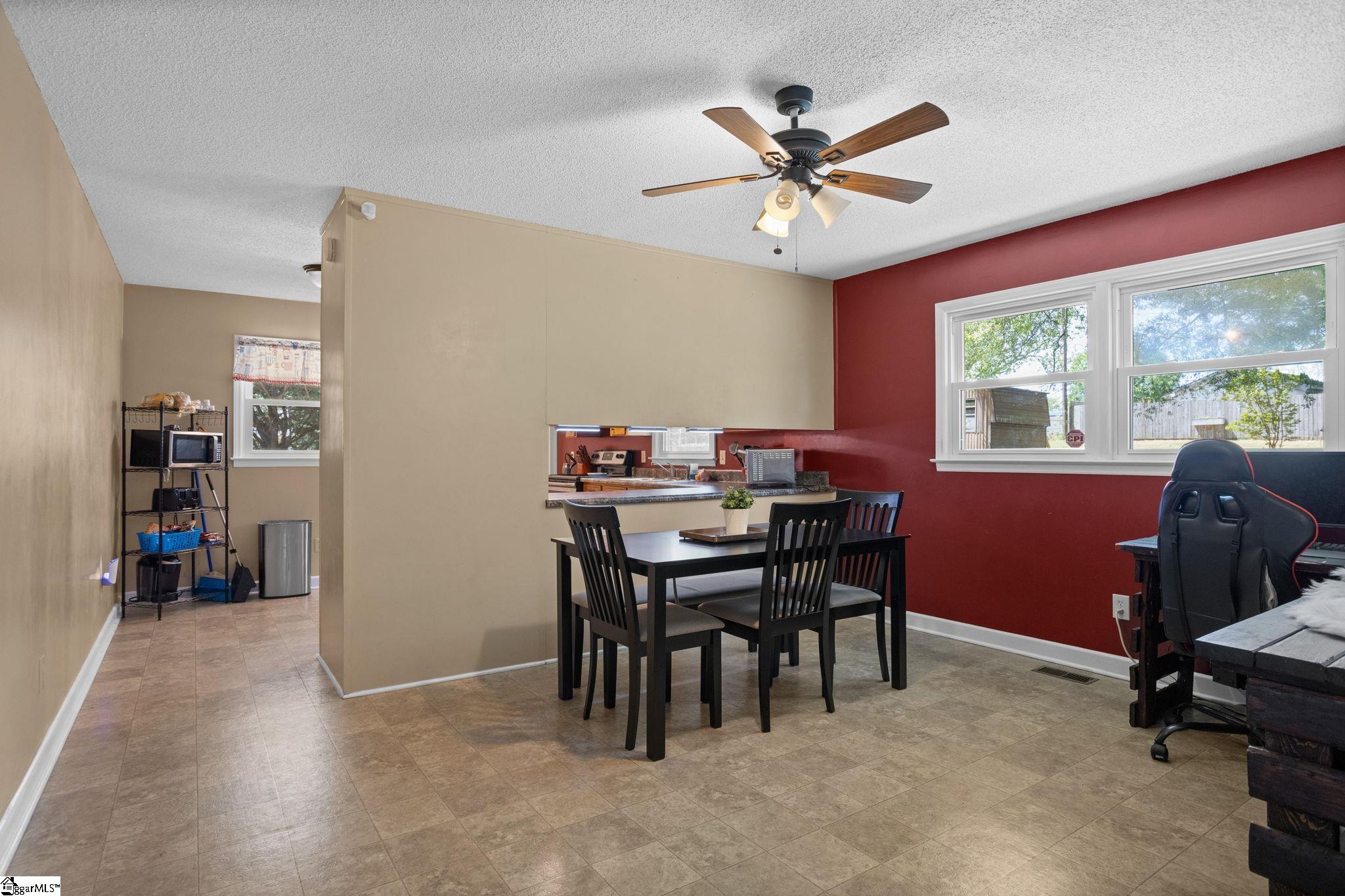 182 State Rd S-42-2895 Inman, SC 29349 - Photo 8 of 26 Gallery Image 8