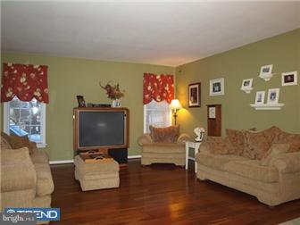 26 Spring Hill Road Perkasie, PA 18944 - Photo 3 of 12