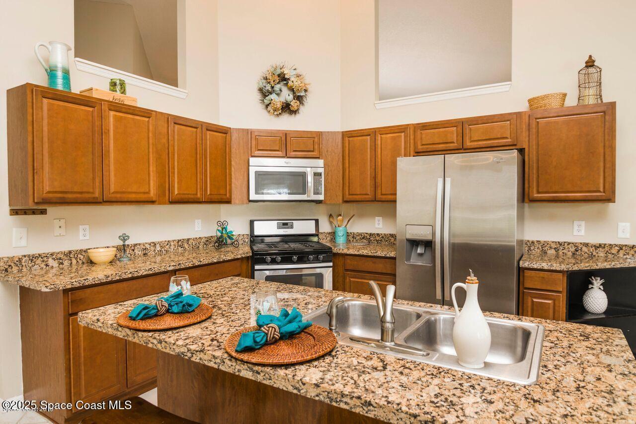 2091 Lionel Drive Melbourne, FL 32940 - Photo 9 of 17 lionel 9