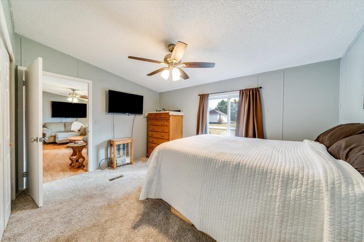 3265 Ash Street Lupton, MI 48635 - Photo 21 of 33 1940677-3e8a4296-6b36-440d-be1d-5b13b21eb51f.JPG