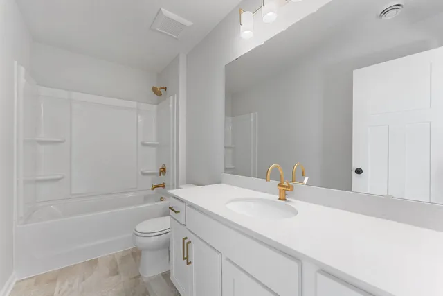 $437,975 | 1225 Edge Circle, Jordan, MN 55352