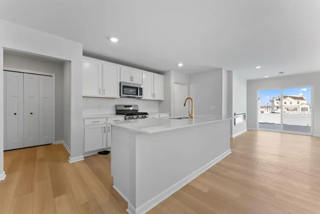 $437,975 | 1225 Edge Circle, Jordan, MN 55352