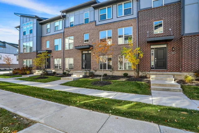 $425,000 | 8188 Bostic Court, Fishers, IN 46038