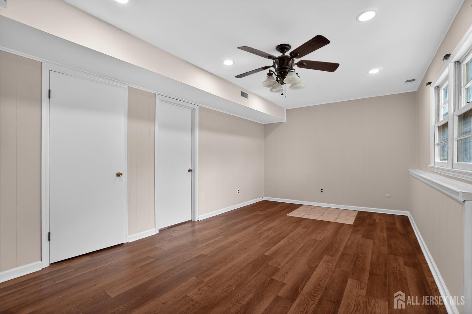 21 Ash Road Edison, NJ 08817 - Photo 29 of 35