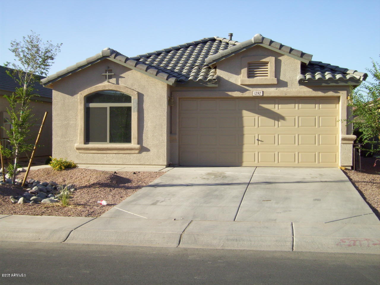 1292 East Pryor Road San Tan Valley, AZ 85140 - Photo 1 of 4 front