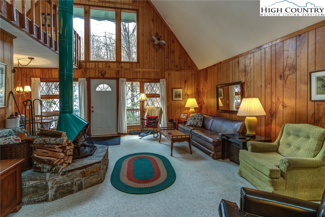 208 Spring Branch Road Beech Mountain, NC 28604 - Photo 12 of 32 Gallery Image 12