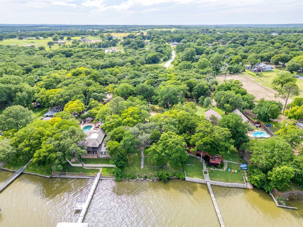 13350 Miller Road Azle, TX 76020 - Photo 4 of 40