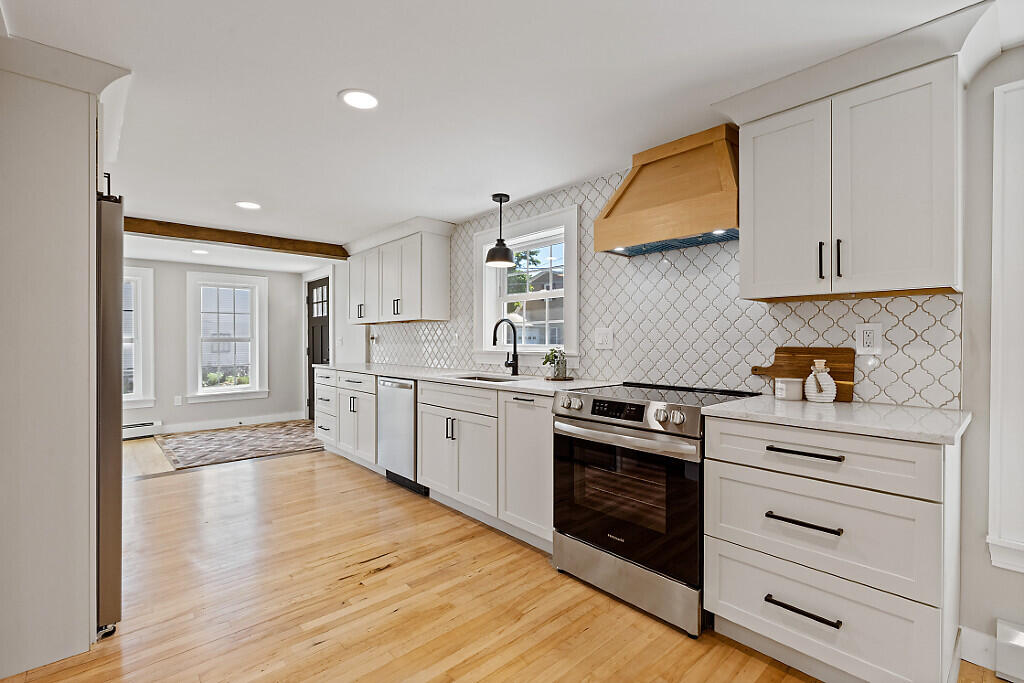 22 Shaw Street Newport, ME 04953 - Photo 8 of 50 Kitchen