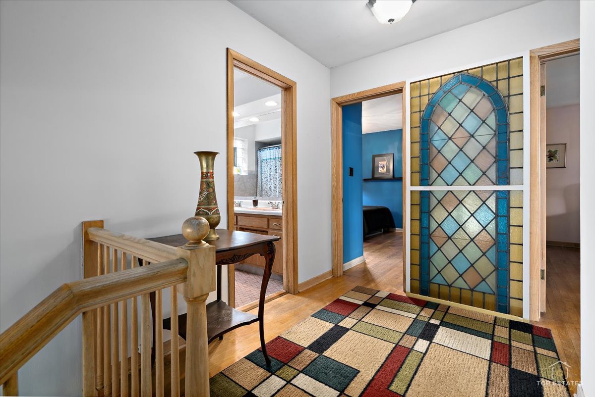 532 North Redfield Court Park Ridge, IL 60068 - Photo 16 of 32