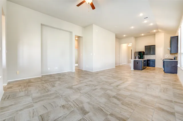 $459,000 | 4727 Crest Hill Drive, Manvel, TX 77578