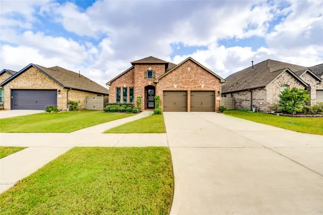 $459,000 | 4727 Crest Hill Drive, Manvel, TX 77578