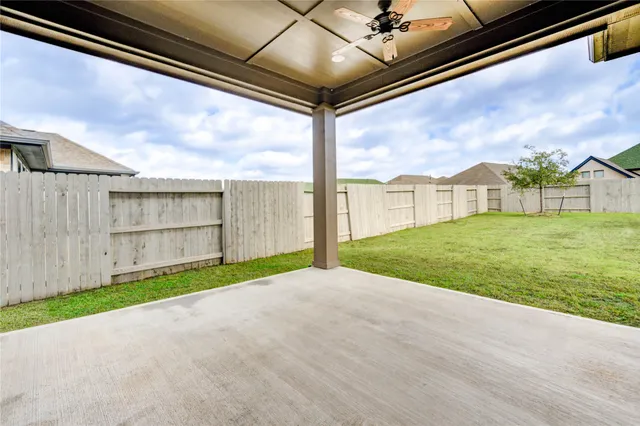 $459,000 | 4727 Crest Hill Drive, Manvel, TX 77578