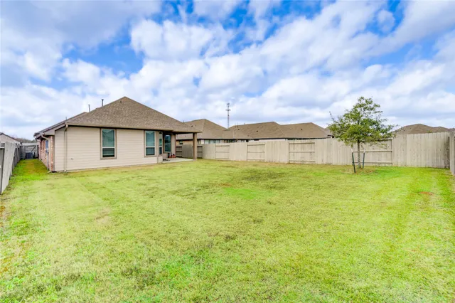 $459,000 | 4727 Crest Hill Drive, Manvel, TX 77578