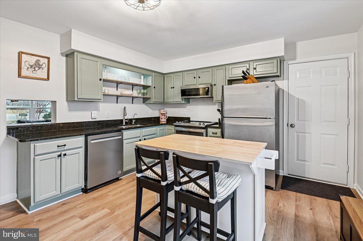 5191 Spring Avenue Shady Side, MD 20764 - Photo 5 of 39