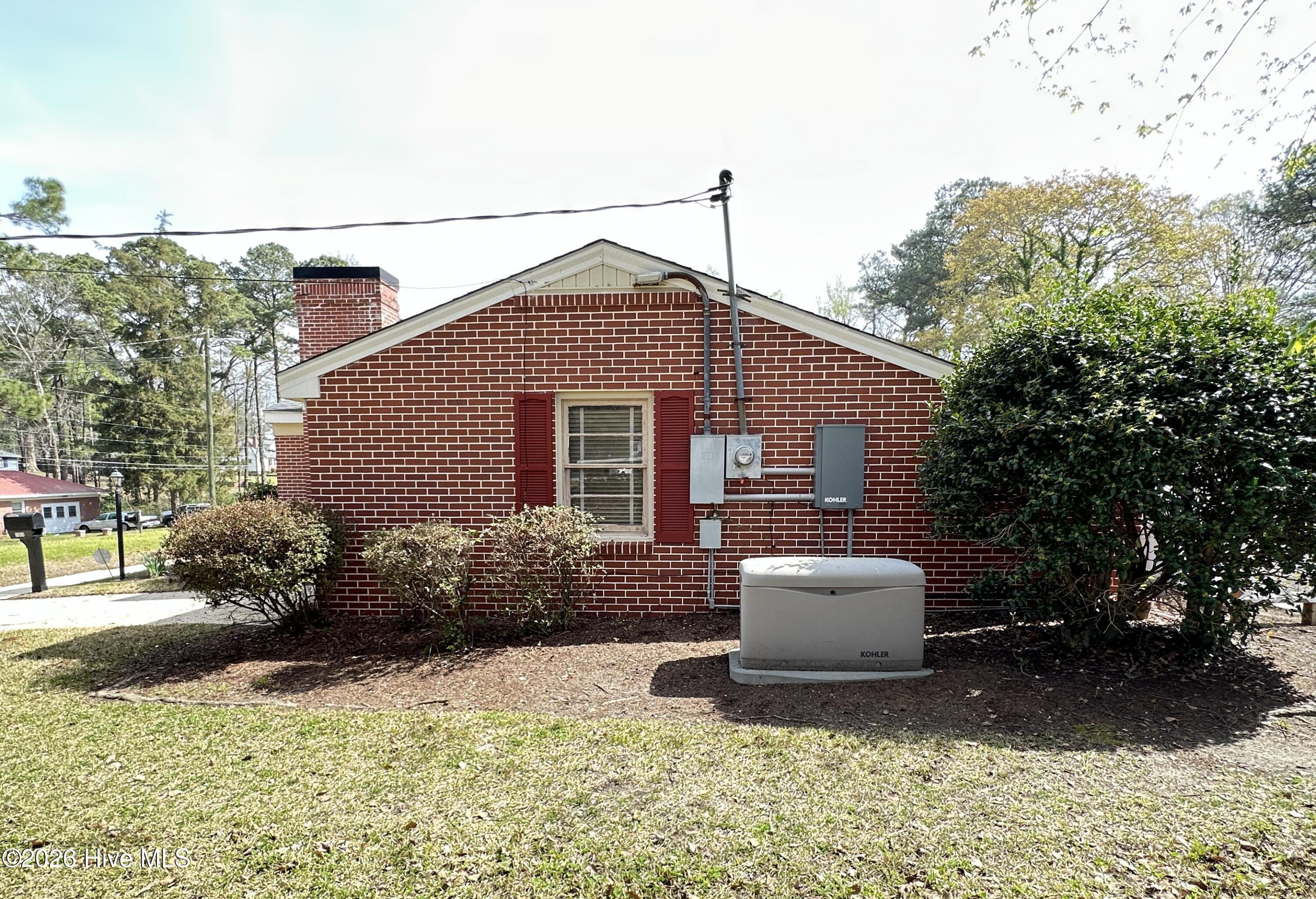 100 Wilson Street, Unit A Clinton, NC 28328 - Photo 6 of 29 Whole Home Generator
