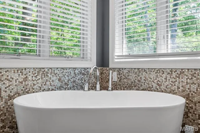 $1,190,000 | 18615 Charlevoix Lane, Wildwood, MO 63005