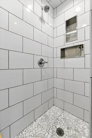 $1,190,000 | 18615 Charlevoix Lane, Wildwood, MO 63005