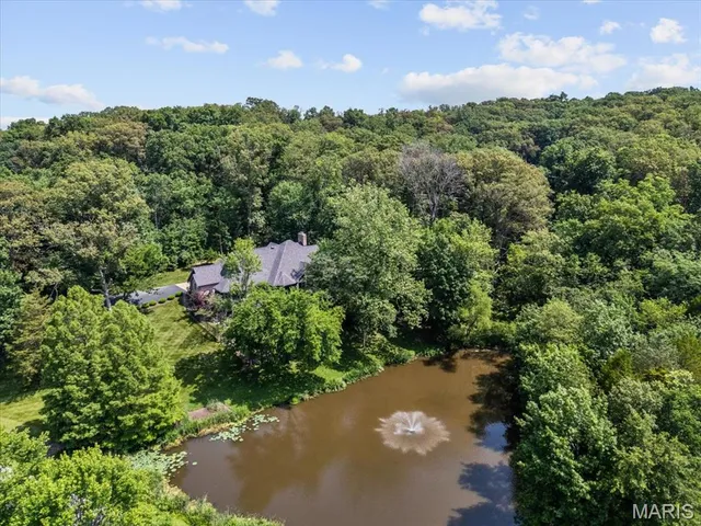 $1,190,000 | 18615 Charlevoix Lane, Wildwood, MO 63005