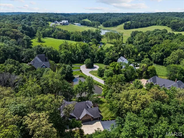 $1,190,000 | 18615 Charlevoix Lane, Wildwood, MO 63005