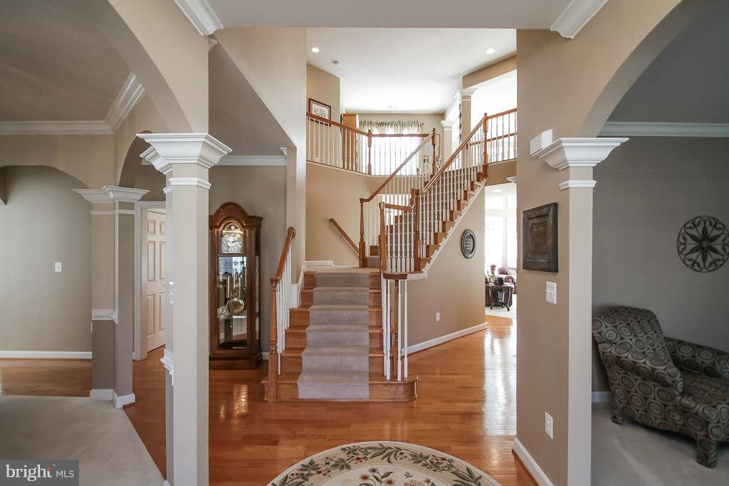 18515 Kerill Road Triangle, VA 22172 - Photo 2 of 30 TWO STORY ENTRY