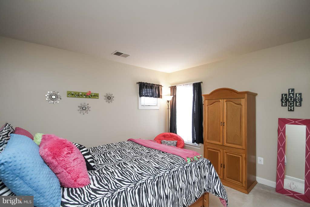 18515 Kerill Road Triangle, VA 22172 - Photo 24 of 30 Bedroom #4