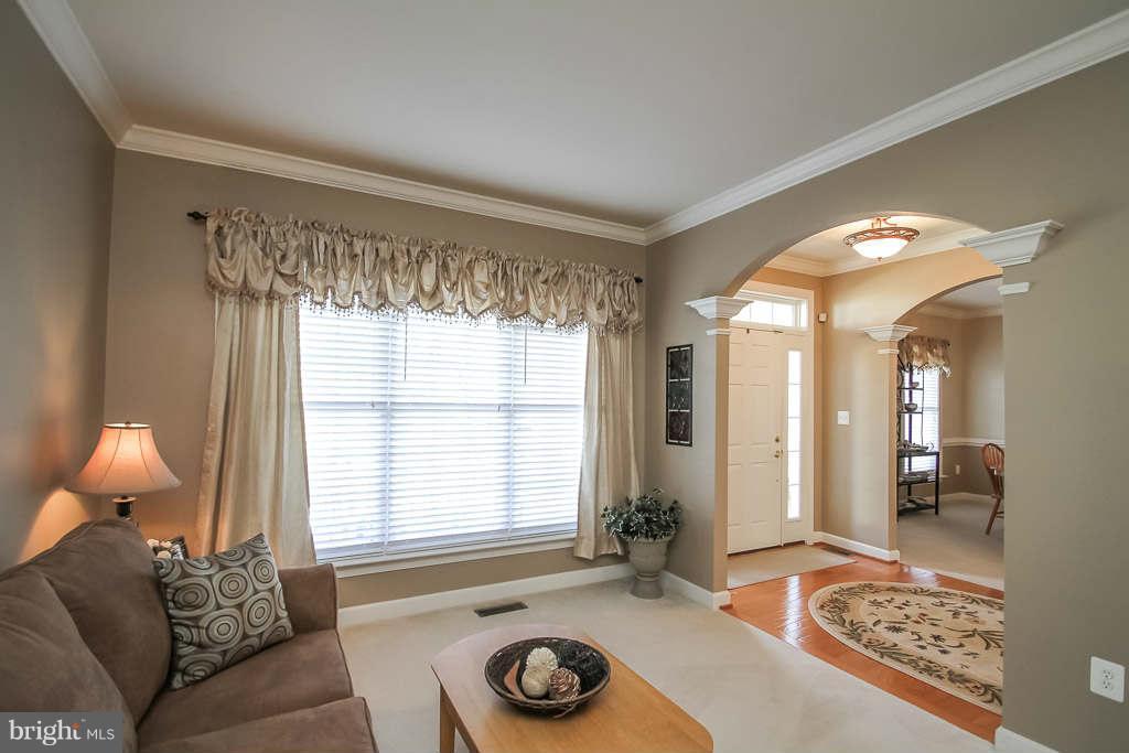 18515 Kerill Road Triangle, VA 22172 - Photo 3 of 30 Formal Living Room