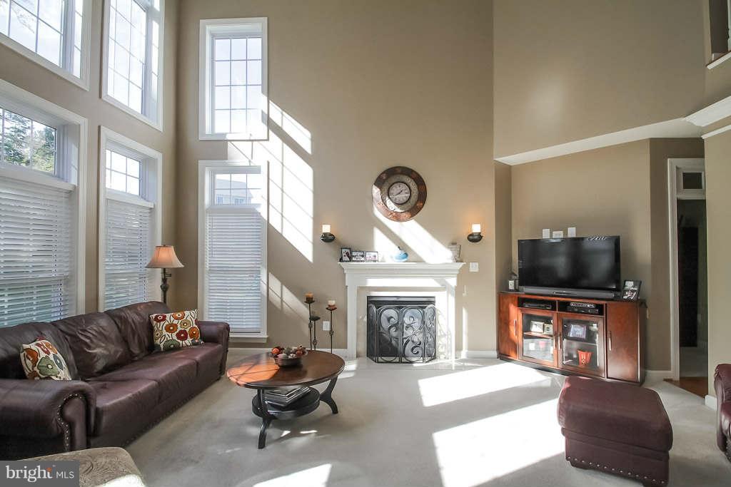 18515 Kerill Road Triangle, VA 22172 - Photo 10 of 30 Light filled 2 story family room