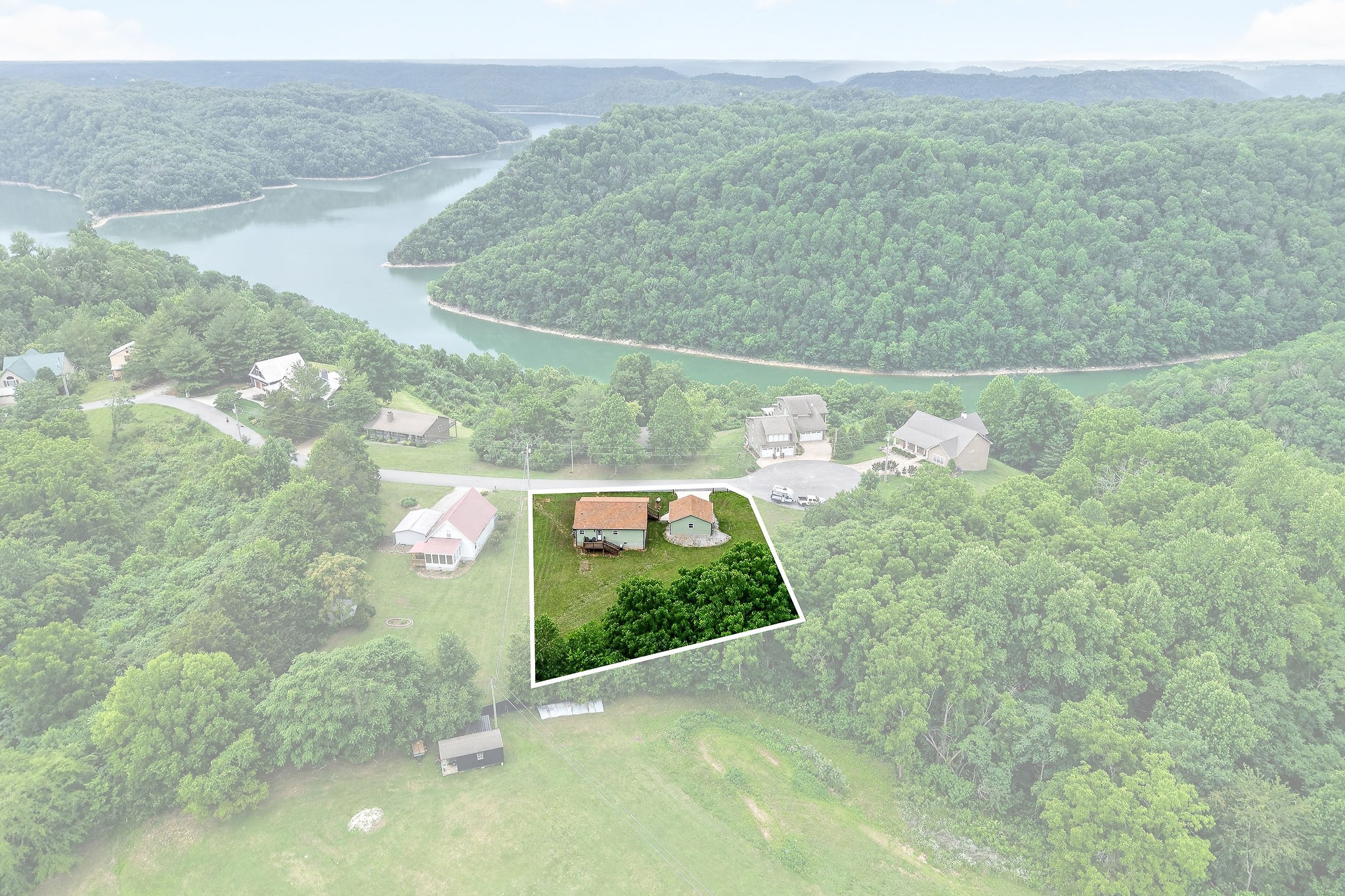 240 Dillon Road Baxter, TN 38544 - Photo 34 of 43