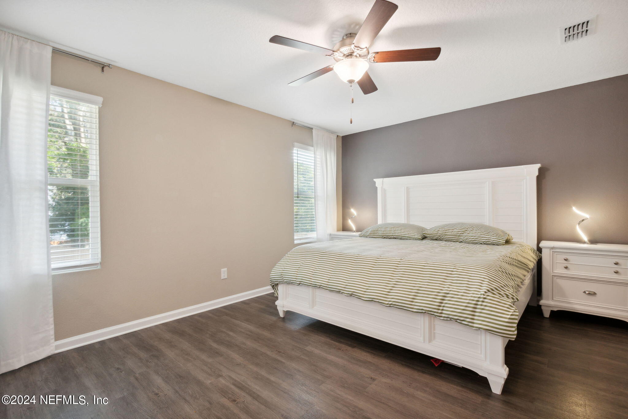 2021 Traymore Road Jacksonville, FL 32207 - Photo 17 of 40 Master Bedroom