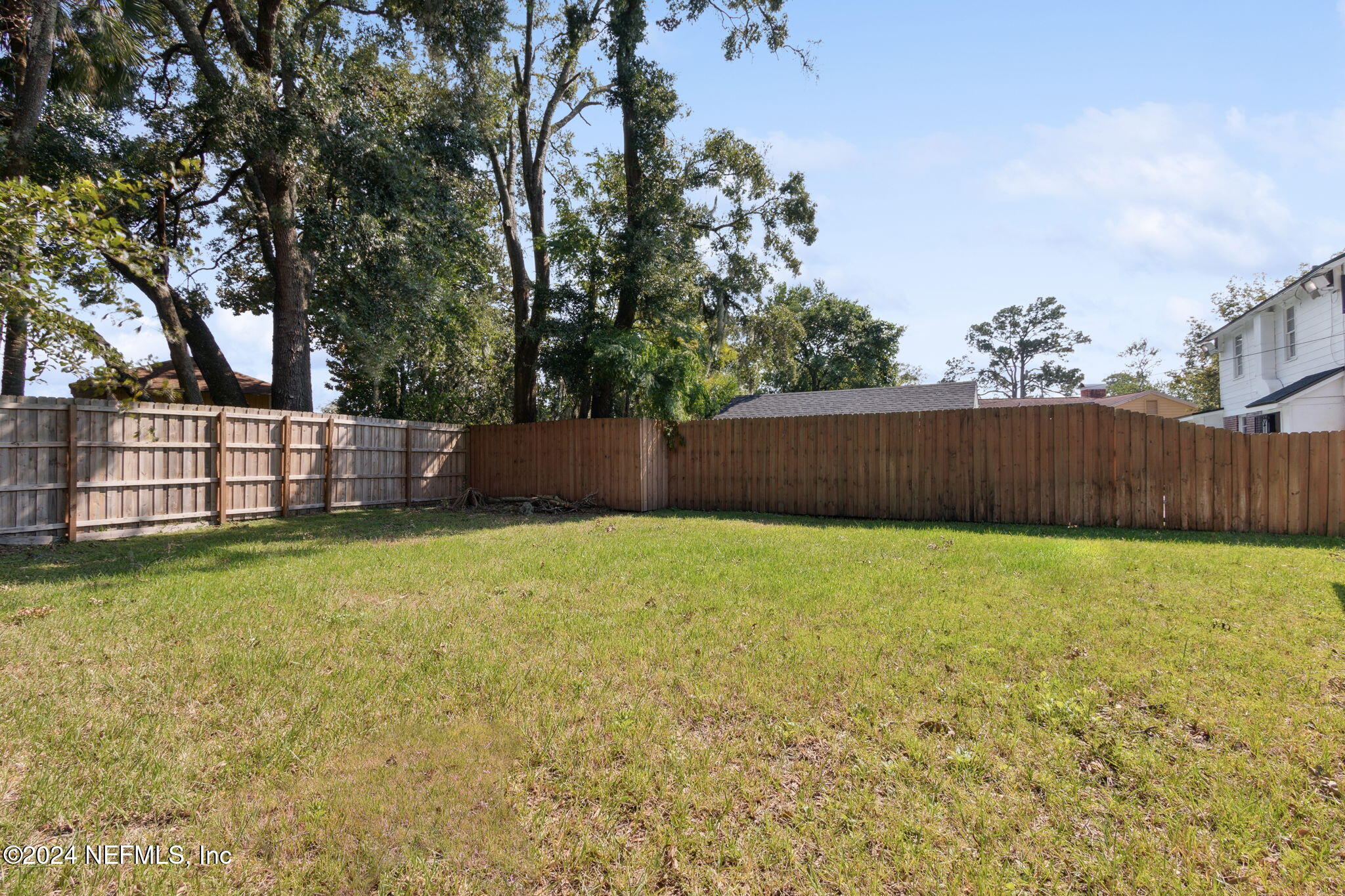 2021 Traymore Road Jacksonville, FL 32207 - Photo 36 of 40 Backyard