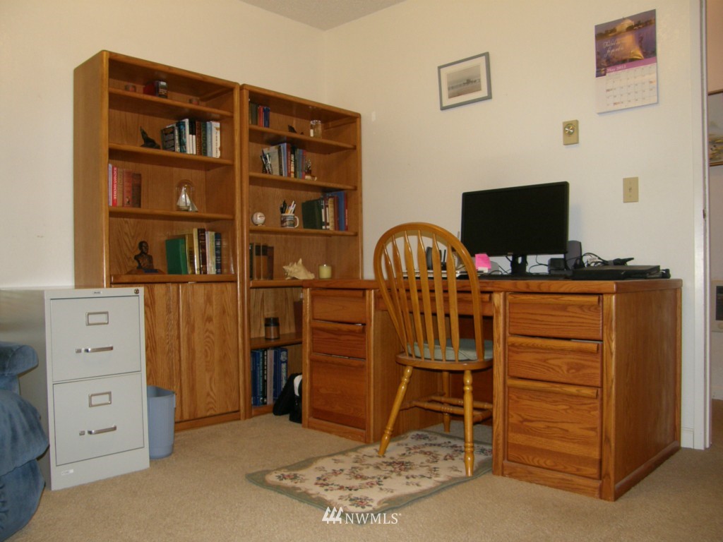 4852 Wishkah Road Aberdeen, WA 98520 - Photo 7 of 15 Gallery Image 7