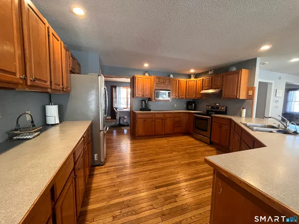 $545,000 | 125 Eagle Ridge, Torrington, CT 06790