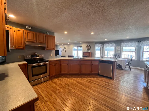 $545,000 | 125 Eagle Ridge, Torrington, CT 06790