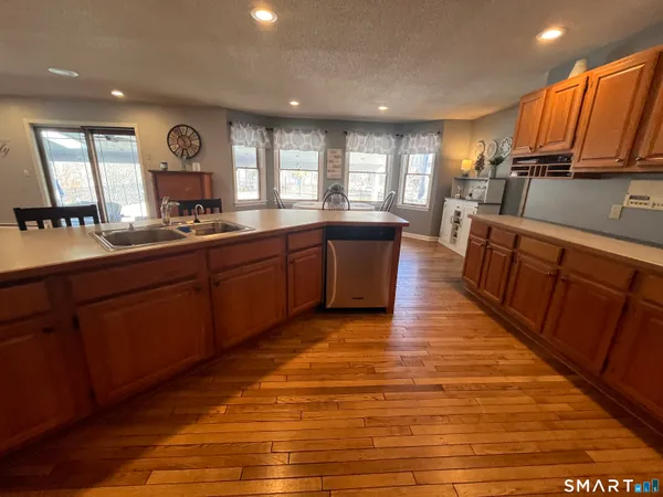 $545,000 | 125 Eagle Ridge, Torrington, CT 06790