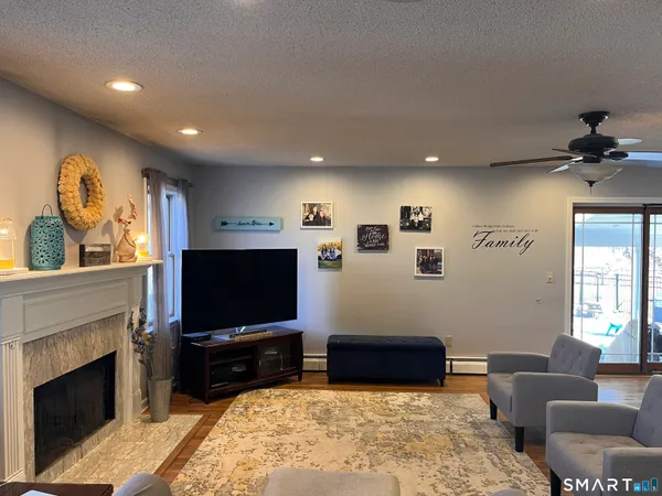 $545,000 | 125 Eagle Ridge, Torrington, CT 06790